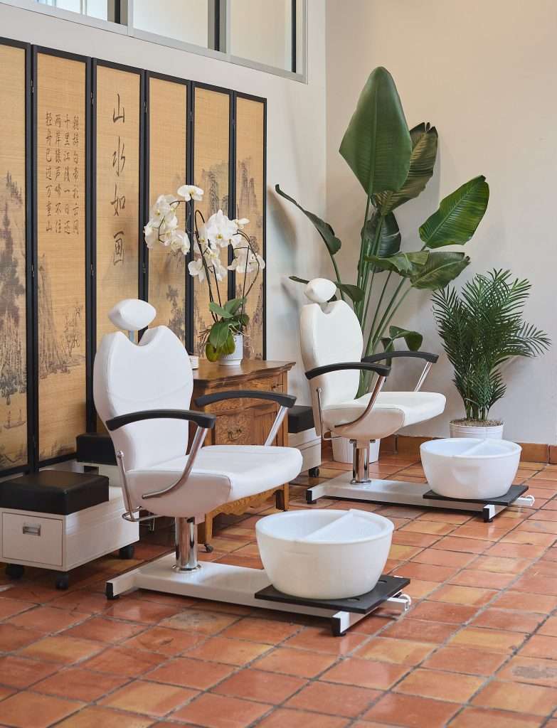 Aurora Spa 4 Aurora Spa Minneapolis Pedicure Area side view of Japanese-inspired design by Tiffany Hanken Design