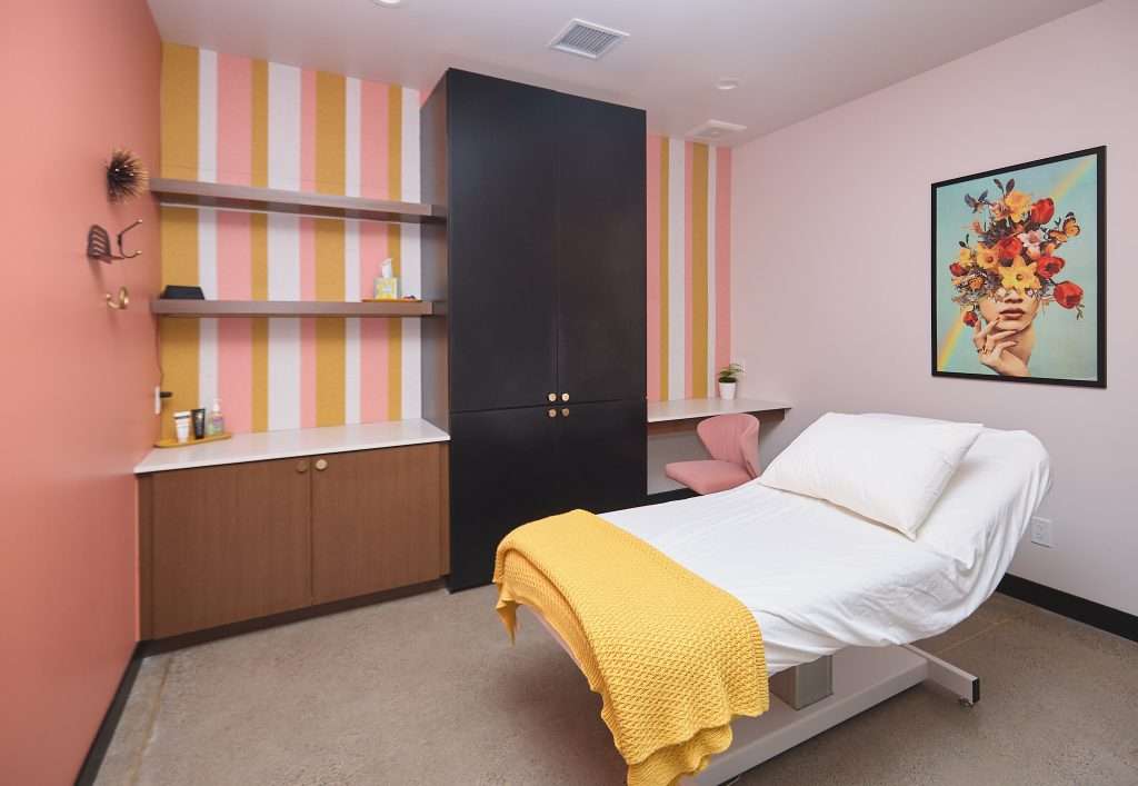 Mill City Laser 5 Modern therapy room with colorful decor